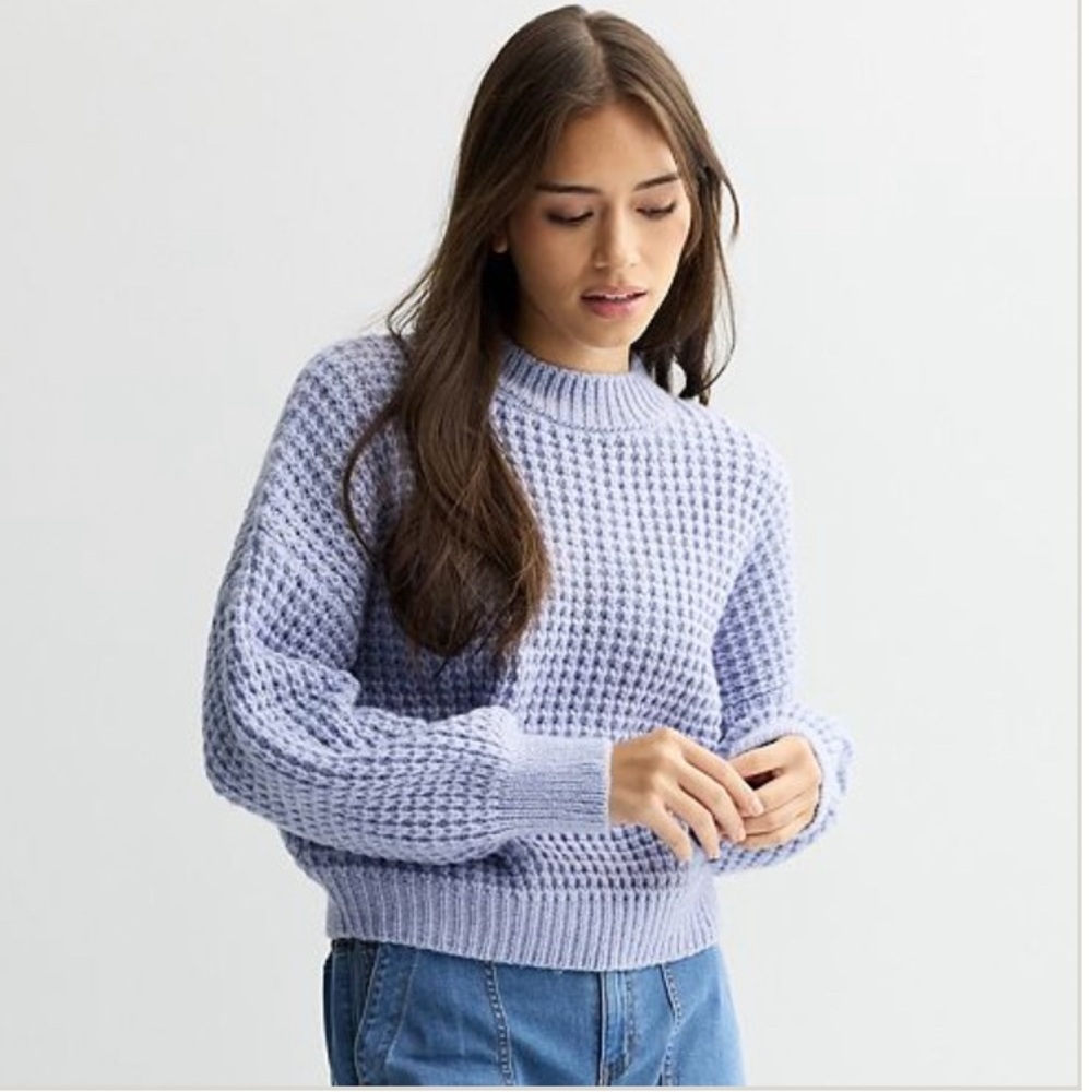 NWT Juniors So Waffle Balloon Sleeve Sweater